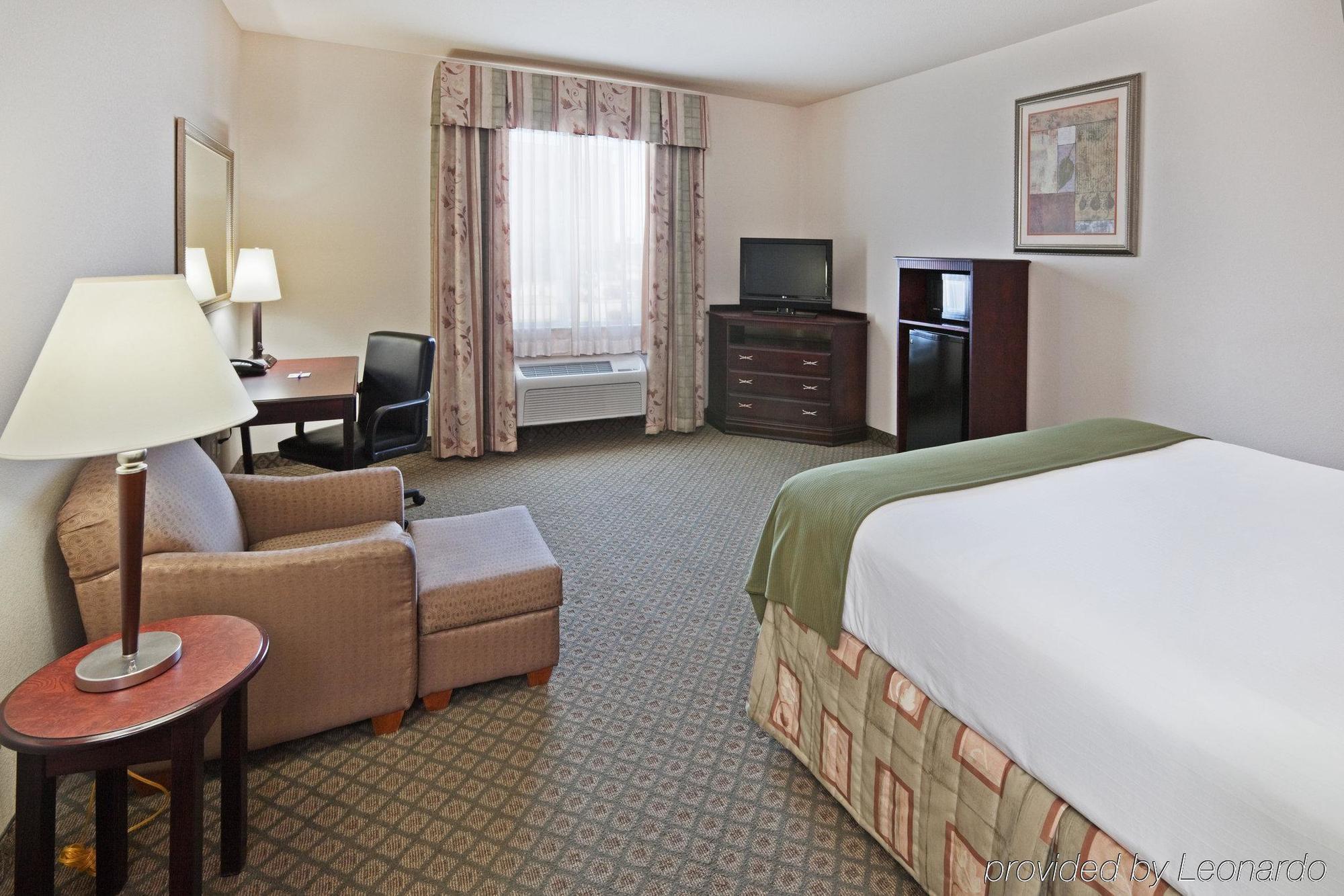 Holiday Inn Express Hotel And Suites Corsicana I-45 By Ihg Номер фото