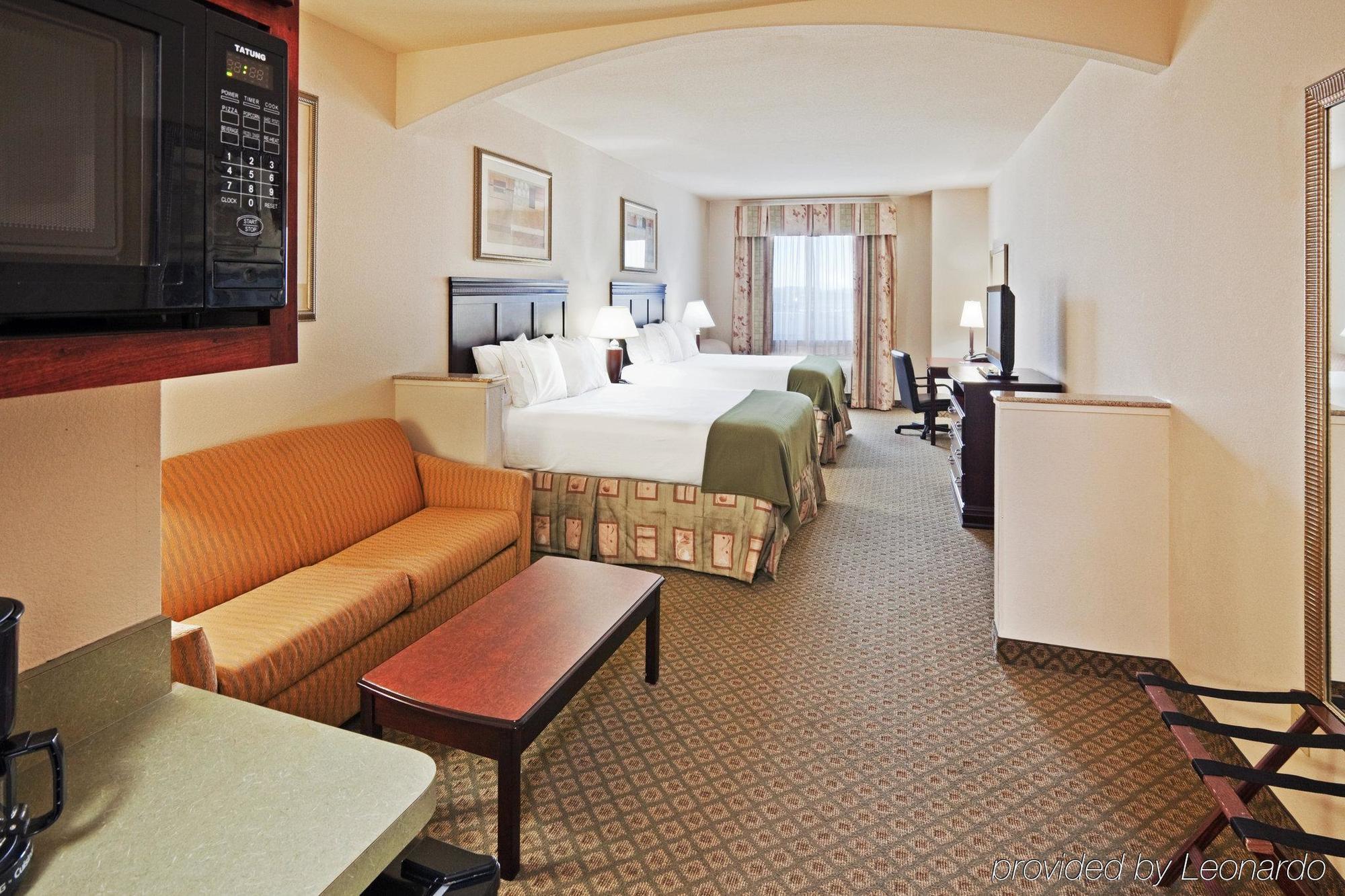 Holiday Inn Express Hotel And Suites Corsicana I-45 By Ihg Номер фото